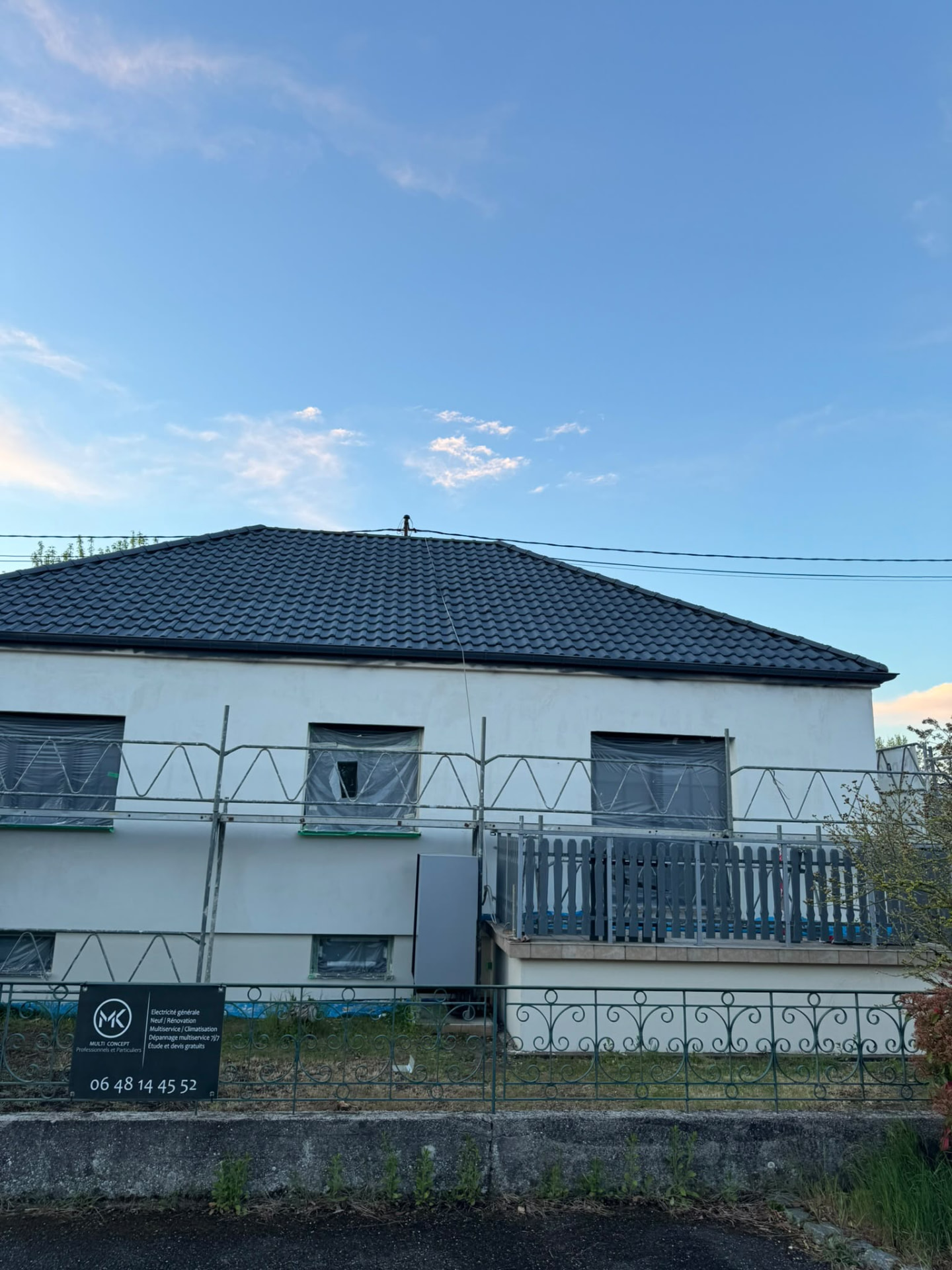 La même maison après ravalement et toiture neuve